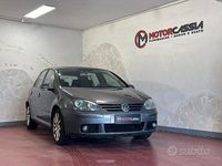 Begagnad VW Golf IV Sportline 140 HK (102 kW) 2005 Grå Sedan
