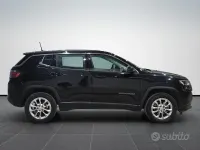 Usata Jeep Compass Altitude 131 CV (96 kW) 2025 Solid black SUV