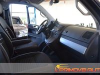 Begagnad VW Multivan Cup 180 HK (132 kW) 2015 Blå Van