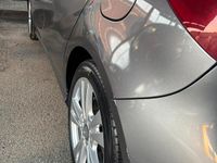 Usata Mercedes A180 109 CV (80 kW) 2016 Grigio Berlina
