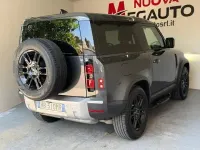 Usata Land Rover Defender S 199 CV (146 kW) 2026 Grigio SUV