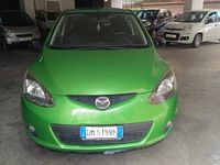Usata Mazda 2 68 CV (50 kW) 2008 Verde Berlina