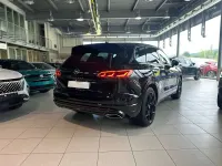 Usata VW Touareg Elegance 231 CV (169 kW) 2021 Nero SUV