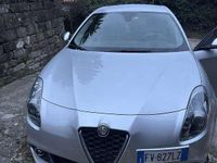 Usata Alfa Romeo Giulietta Super 120 CV (88 kW) 2019 Argento Berlina