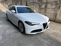 Usata Alfa Romeo Giulia Business 180 CV (132 kW) 2017 Bianco Berlina