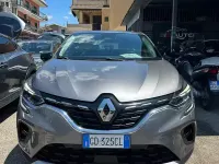 Usata Renault Captur Intens 101 CV (74 kW) 2020 Grigio SUV