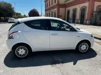 Usata Lancia Ypsilon 95 CV (69 kW) 2017 Bianco Utilitaria