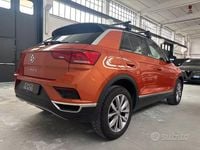 Usata VW T-Roc Style 116 CV (85 kW) 2020 Arancione SUV