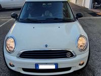 Begagnad Mini ONE 95 HK (69 kW) 2009 Beige Halvkombi