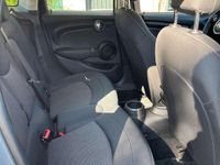 Usata Mini Cooper D Hype 116 CV (85 kW) 2017 Grigio Utilitaria