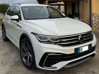 Usata VW Tiguan R-line 150 CV (110 kW) 2023 Bianco SUV