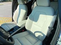 Usata Volvo XC40 Core 163 CV (119 kW) 2024 Grigio SUV