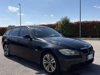 Usata BMW 320 177 CV (130 kW) 2008 Nero Station wagon