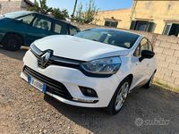 Usado Renault Clio IV 75 CV (55 kW) 2018 Blanco Utilitario