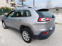 Usata Jeep Cherokee Longitude 140 CV (102 kW) 2015 Grigio SUV