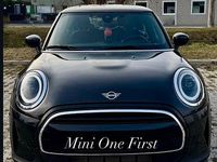 Begagnad Mini ONE 75 HK (55 kW) 2022 Svart Halvkombi