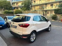 Usata Ford Ecosport Titanium 125 CV (91 kW) 2016 Bianco SUV