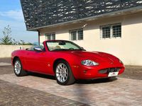 Usata Jaguar XKR Supercharged 363 CV (266 kW) 1998 Rosso Cabrio