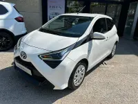 Usata Toyota Aygo Cool 72 CV (52 kW) 2019 Utilitaria