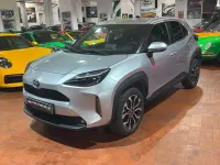 Usata Toyota Yaris Cross 92 CV (67 kW) 2022 Argento SUV