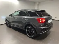 Neu Audi Q2 Ambiente 116 PS (85 kW) 2025 Grau SUV