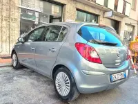 Usado Opel Corsa 75 HP (55 kW) 2012 Cinzento Citadino