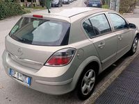 Usata Opel Astra Club 125 CV (91 kW) 2008 Grigio Berlina