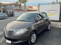 Usata Lancia Ypsilon 85 CV (62 kW) 2014 Grigio Utilitaria
