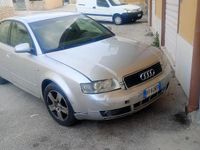 Usata Audi A4 130 CV (95 kW) 2001 Grigio Berlina
