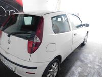 Usata Fiat Punto Dynamic 59 CV (43 kW) 2004 Bianco Utilitaria