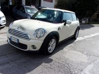 Usata Mini Cooper 97 CV (71 kW) 2012 Beige Utilitaria