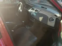 Usata Suzuki Swift 92 CV (67 kW) 2005 Rosso Utilitaria