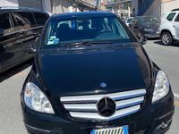 Usata Mercedes B200 140 CV (102 kW) 2009 Nero Monovolume