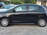 Usata Lancia Ypsilon 69 CV (50 kW) 2013 Bianco Utilitaria
