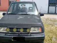 Usata Suzuki Vitara 75 CV (55 kW) 1997 Nero Utilitaria
