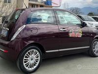 Usata Lancia Ypsilon 60 CV (44 kW) 2008 Viola Utilitaria
