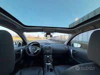 Usata Nissan Qashqai Tekna 150 CV (110 kW) 2010 Grigio SUV