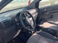 Usata VW Fox 75 CV (55 kW) 2006 Blu Utilitaria