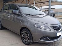 Usata Lancia Ypsilon 69 CV (50 kW) 2024 Gray Utilitaria