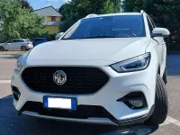 Usata MG ZS Luxury 111 CV (81 kW) 2022 Bianco SUV