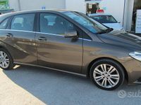 Usata Mercedes B200 Executive 156 CV (114 kW) 2014 Marrone Utilitaria