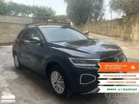 Usata VW T-Roc Life 110 CV (80 kW) 2023 Nero SUV