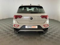 Usata VW T-Roc Life 110 CV (80 kW) 2024 Beige SUV