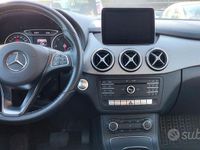Usata Mercedes B180 110 CV (80 kW) 2018 Grigio Monovolume