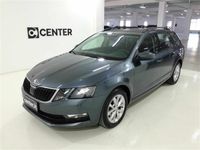 Usata Skoda Octavia Executive 116 CV (85 kW) 2019 Grigio Station wagon