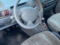 Usata Renault Twingo 58 CV (42 kW) 2002 Nero Utilitaria