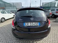 Usata Lancia Ypsilon Silver 69 CV (50 kW) 2013 Nero Utilitaria