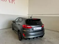 Usata Ford Fiesta ST-Line 101 CV (74 kW) 2019 Grigio Utilitaria