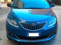Usata Lancia Ypsilon Gold 69 CV (50 kW) 2024 Blu Utilitaria