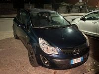 Usata Opel Corsa 85 CV (62 kW) 2011 Blu Berlina